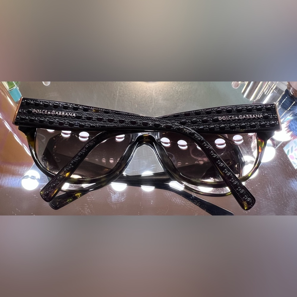 Dolce & Gabanna Sunglasses Authentic - Picture 2 of 3